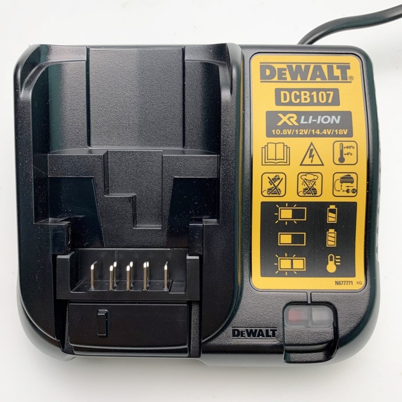 Dewalt DCB107 10.8V / 12V / 14.4V / 18V Multi Voltage XR Battery Charger