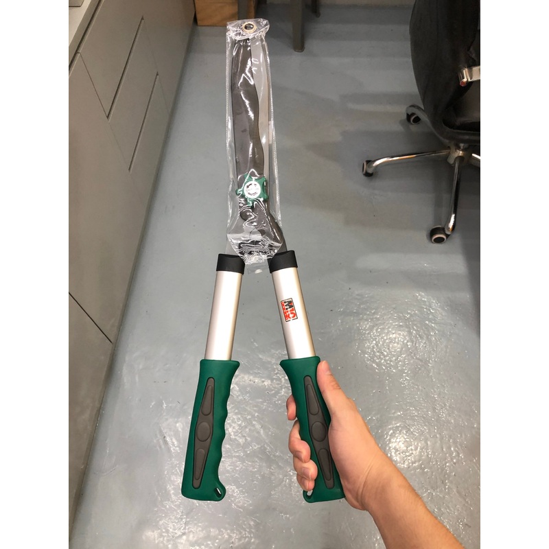 M10 1033 21″ Aluminium Hedge Shear | Model : 018-034-1033