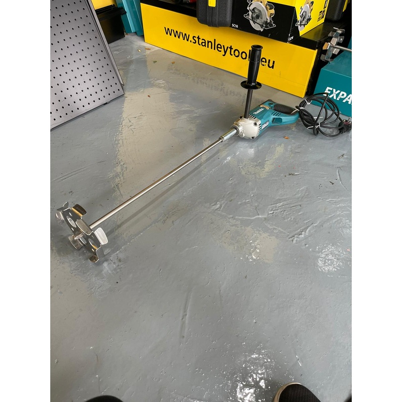 Makita (110V) 850W Power Mixer | Model : M-110-UT1305